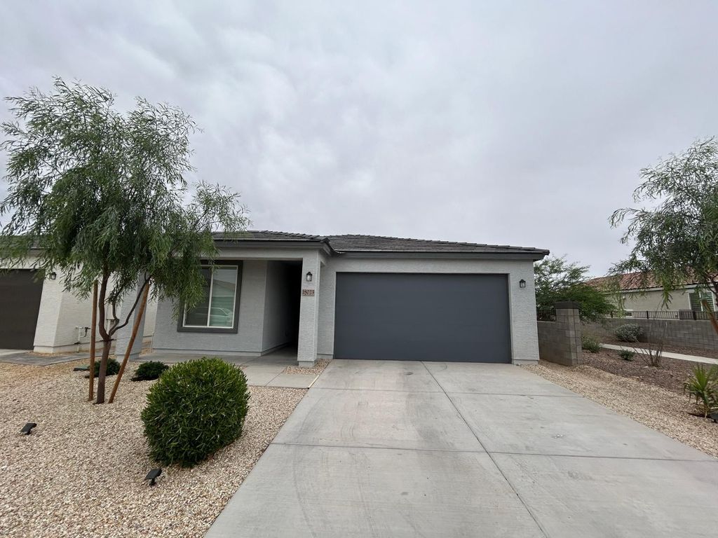 18023 W Soft Wind Drive, Surprise, AZ 85387