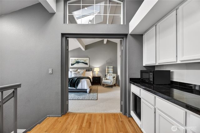 6640 114th Avenue SE, Bellevue, WA 98006