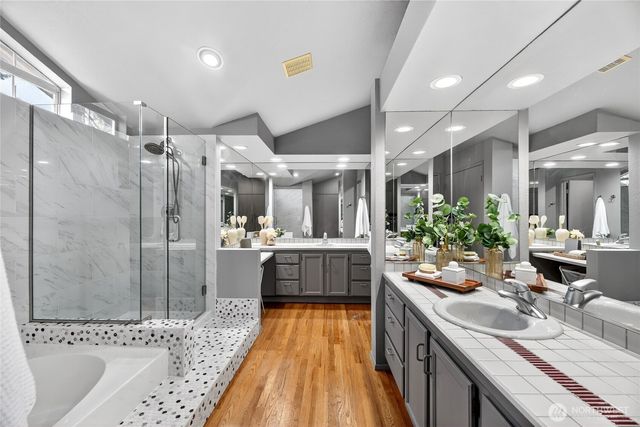 6640 114th Avenue SE, Bellevue, WA 98006