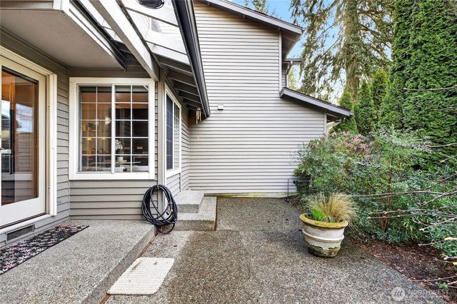 6640 114th Avenue SE, Bellevue, WA 98006