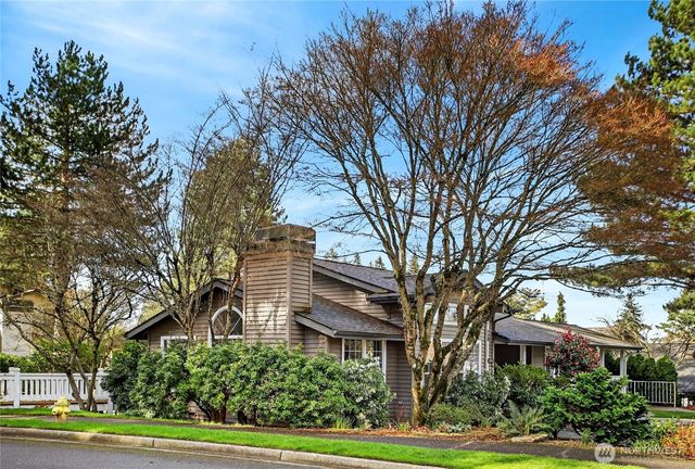 6640 114th Avenue SE, Bellevue, WA 98006