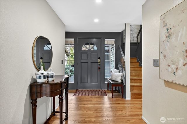 6640 114th Avenue SE, Bellevue, WA 98006