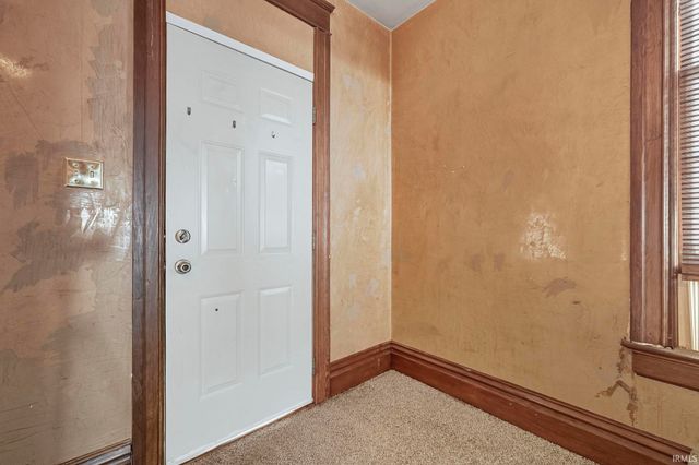 2329 N Clinton Street, Fort Wayne, IN 46805