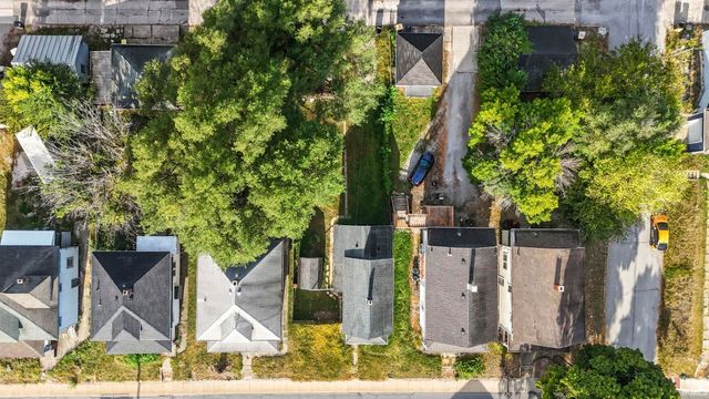 2329 N Clinton Street, Fort Wayne, IN 46805