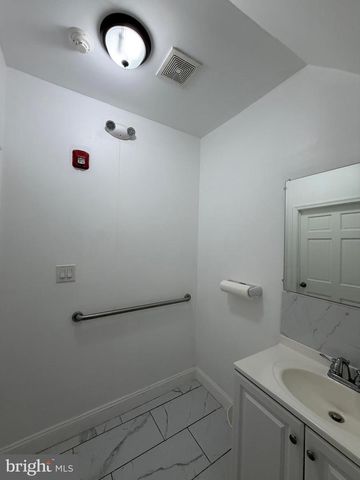 5549 N 5TH ST, Philadelphia, PA 19120