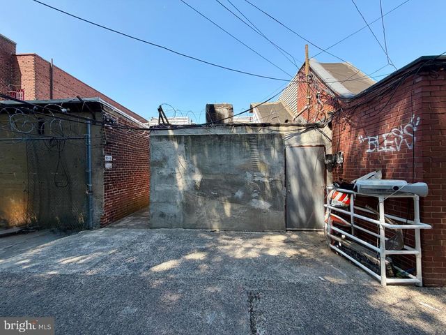 5549 N 5TH ST, Philadelphia, PA 19120