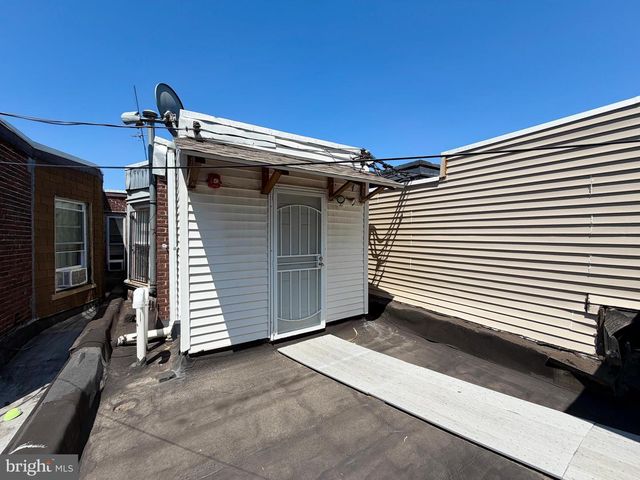 5549 N 5TH ST, Philadelphia, PA 19120