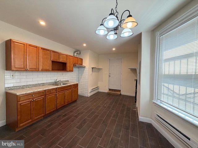 5549 N 5TH ST, Philadelphia, PA 19120