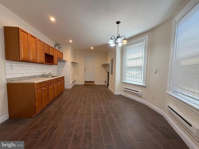 5549 N 5TH ST, Philadelphia, PA 19120