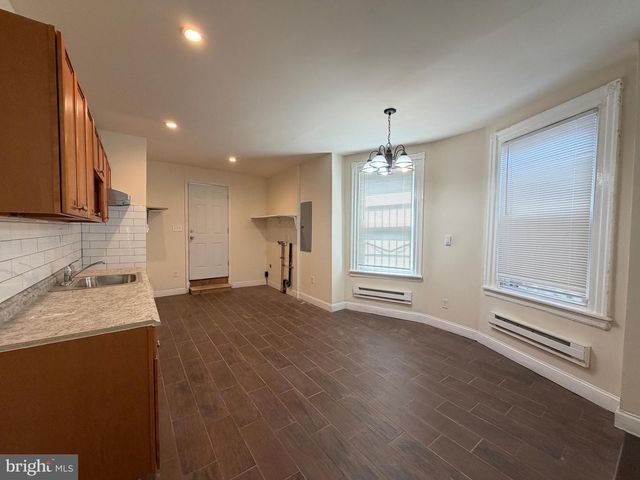 5549 N 5TH ST, Philadelphia, PA 19120