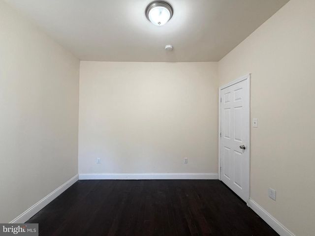5549 N 5TH ST, Philadelphia, PA 19120