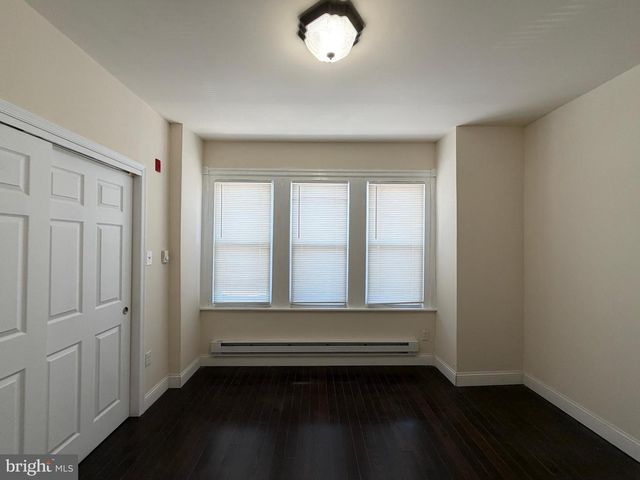 5549 N 5TH ST, Philadelphia, PA 19120