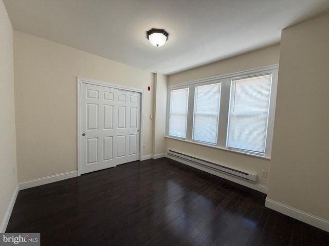 5549 N 5TH ST, Philadelphia, PA 19120