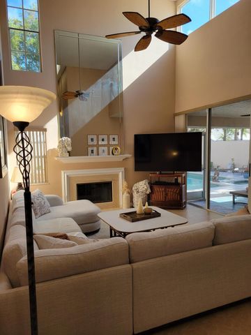 33 Selby Lane, Palm Beach Gardens, FL 33418