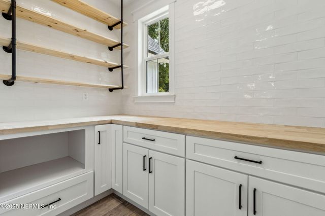 95121 N ELLIS LANDING Road, Fernandina Beach, FL 32034