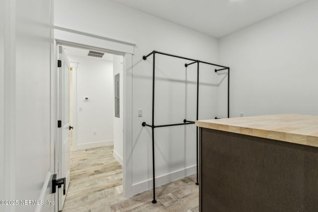 95121 N ELLIS LANDING Road, Fernandina Beach, FL 32034