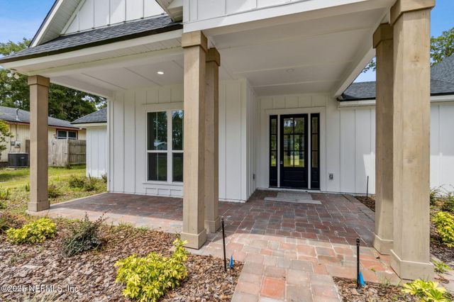 95121 N ELLIS LANDING Road, Fernandina Beach, FL 32034