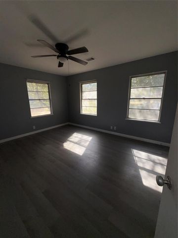 1112 Earley Street, Sweeny, TX 77480