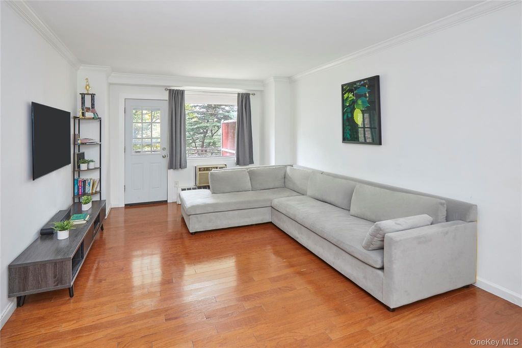 5700 Arlington Avenue 1D, Bronx, NY 10471 — photo 2