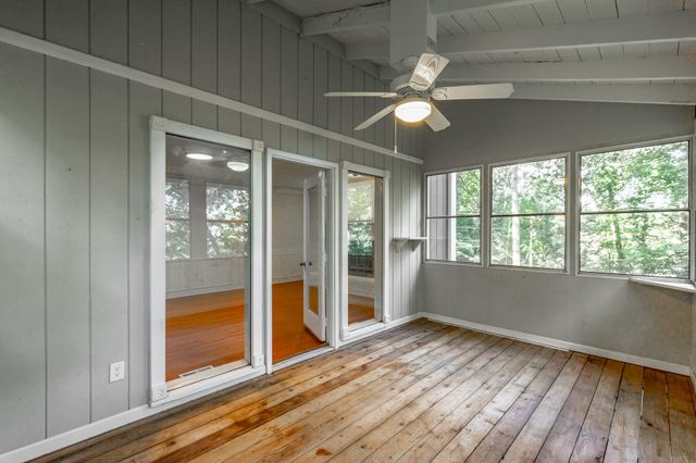 6501 Lake Shadows Circle, Hixson, TN 37343
