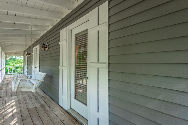 6501 Lake Shadows Circle, Hixson, TN 37343