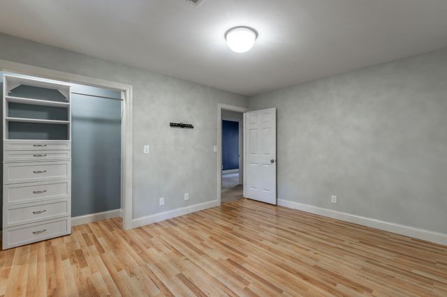 6501 Lake Shadows Circle, Hixson, TN 37343