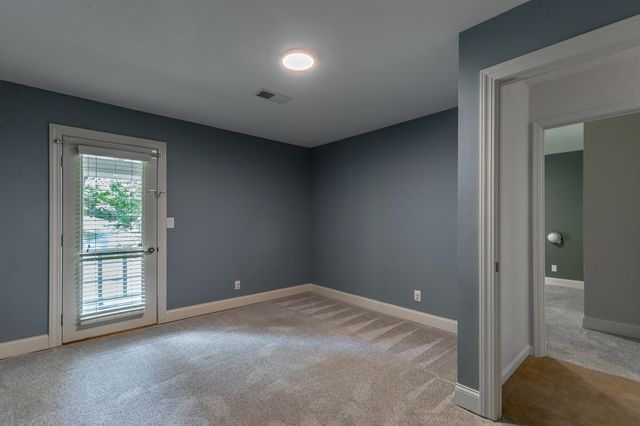 6501 Lake Shadows Circle, Hixson, TN 37343