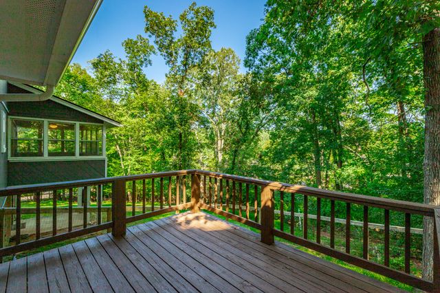 6501 Lake Shadows Circle, Hixson, TN 37343