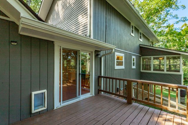 6501 Lake Shadows Circle, Hixson, TN 37343
