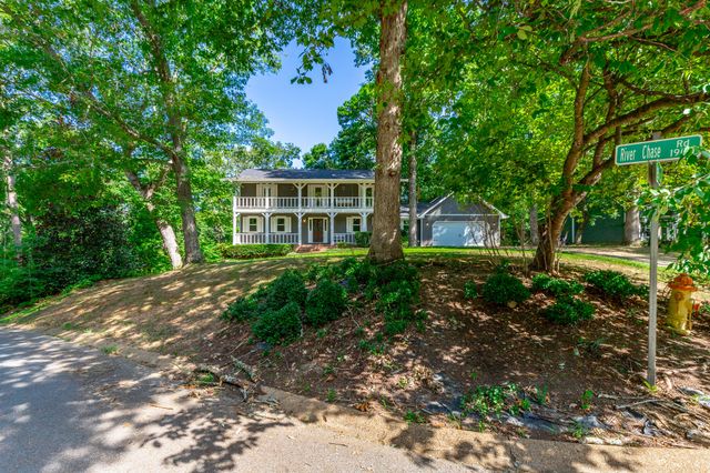 6501 Lake Shadows Circle, Hixson, TN 37343