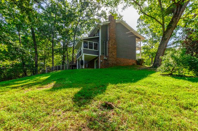 6501 Lake Shadows Circle, Hixson, TN 37343