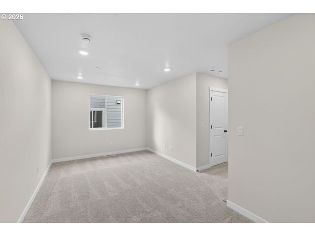 3729 Sw KNAPP Dr, Gresham, OR 97080