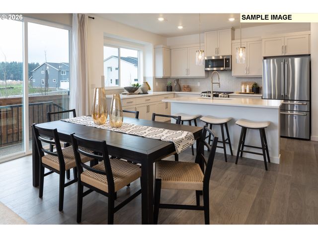 3729 Sw KNAPP Dr, Gresham, OR 97080