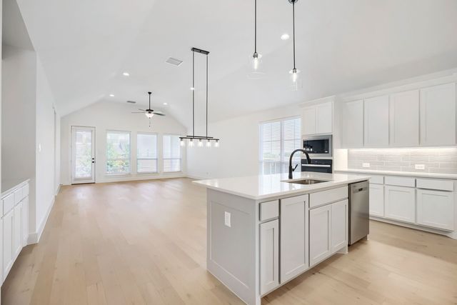 4302 Blackberry Lane, Oak Point, TX 75068