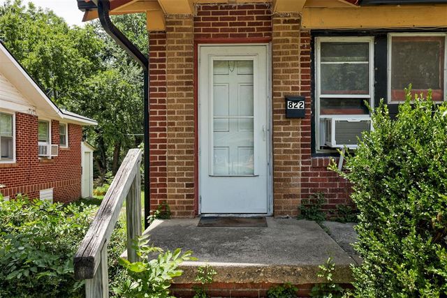 824 W Symmes Street, Norman, OK 73069