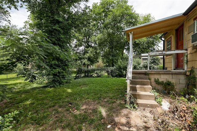 824 W Symmes Street, Norman, OK 73069