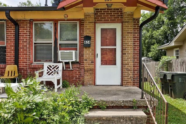 824 W Symmes Street, Norman, OK 73069