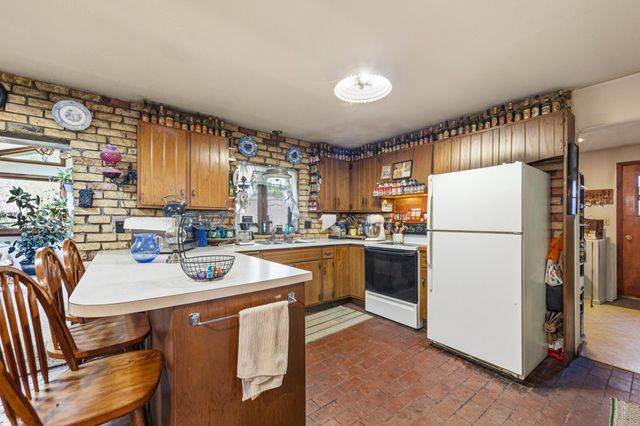 38630 US Highway 169, Saint Peter, MN 56082