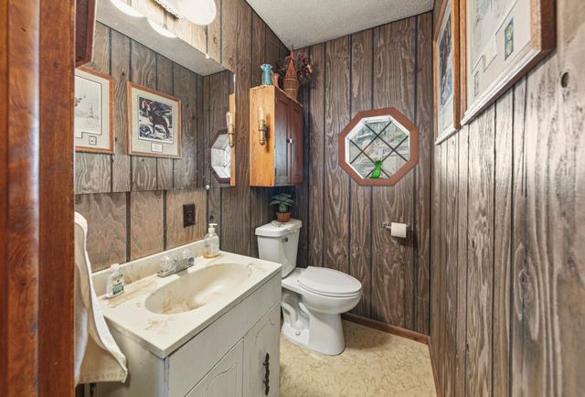 38630 US Highway 169, Saint Peter, MN 56082