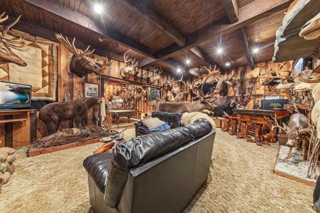 38630 US Highway 169, Saint Peter, MN 56082