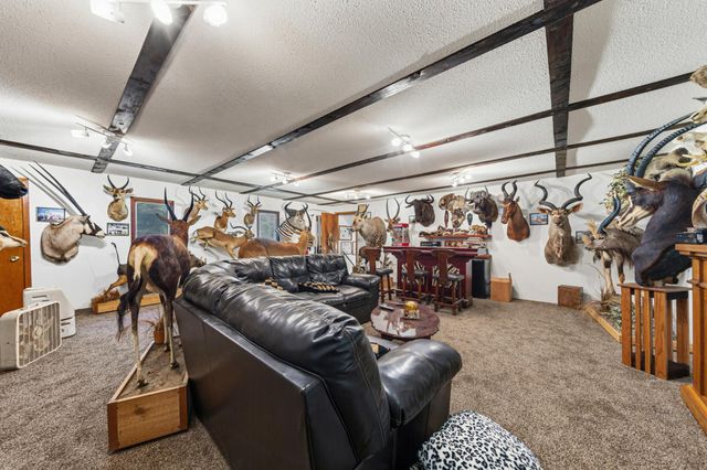 38630 US Highway 169, Saint Peter, MN 56082