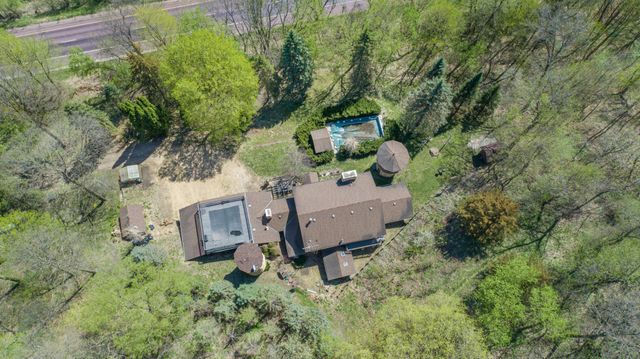 38630 US Highway 169, Saint Peter, MN 56082