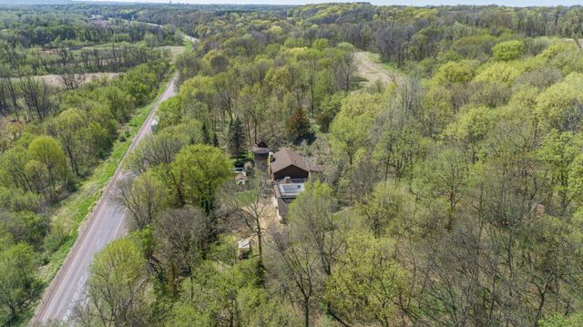 38630 US Highway 169, Saint Peter, MN 56082