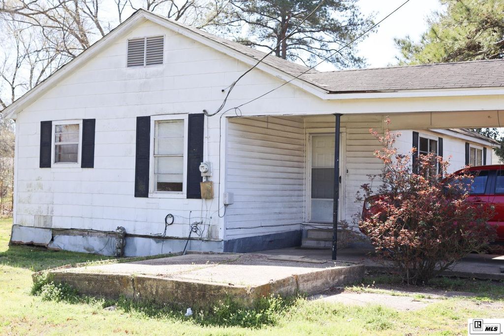 1303 HICKORY STREET, Winnsboro, LA 71295