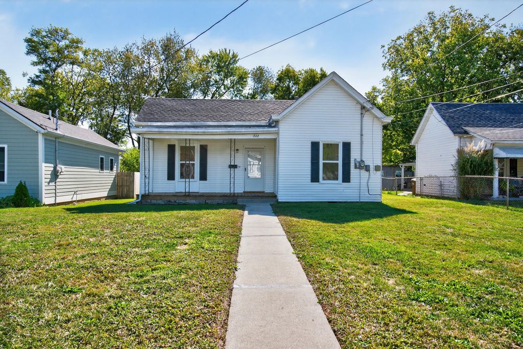 1322 Cypress Street, Paris, KY 40361