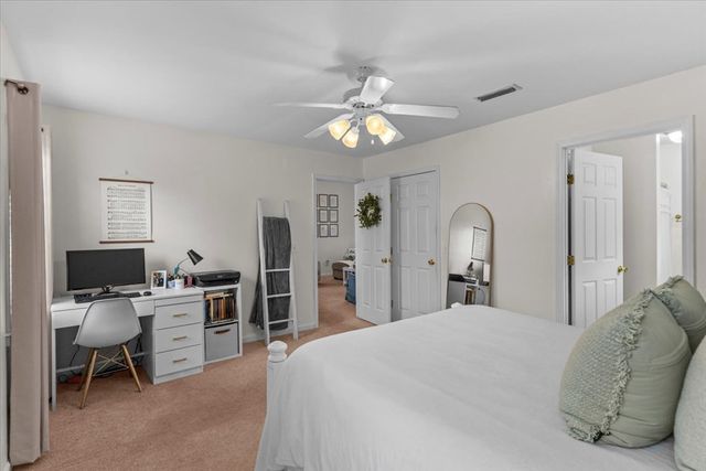 211 Princeton Dr, Dothan, AL 36301