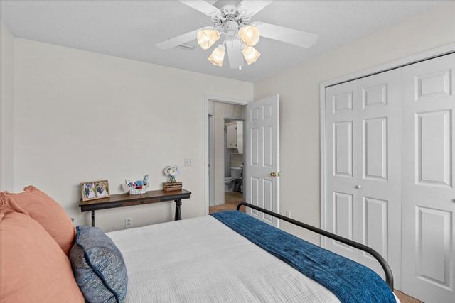 211 Princeton Dr, Dothan, AL 36301