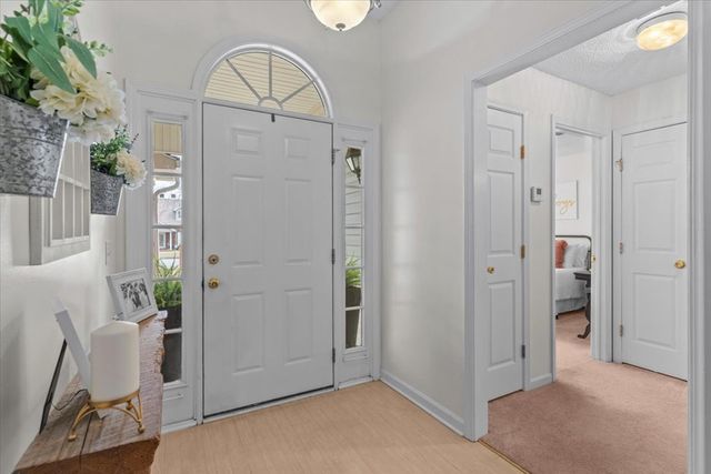 211 Princeton Dr, Dothan, AL 36301