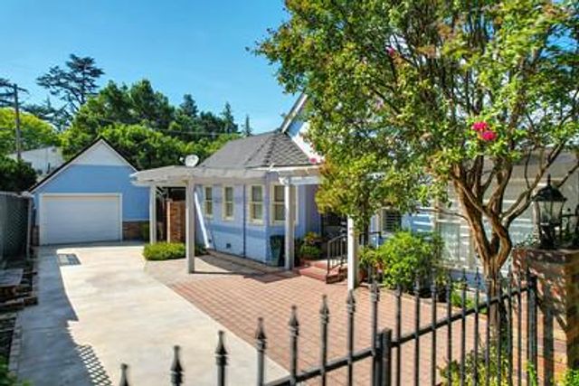 535 Myrtle Ave, Modesto, CA 95350