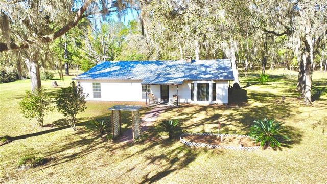 4220 NW 235TH AVENUE, Alachua, FL 32615